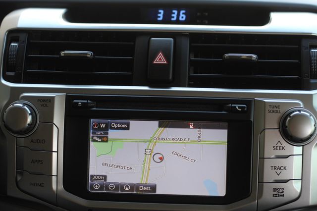 2019 Toyota 4Runner ONE OWNER SR5 PREMIUM LEATHER MOONROOF, NAVIGATION NEW TIRES - 22900778 - 13