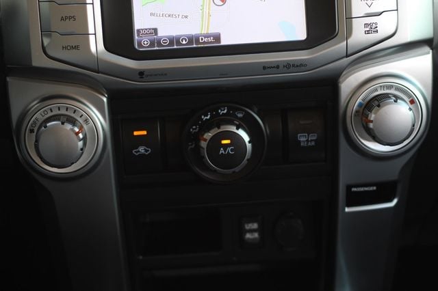 2019 Toyota 4Runner ONE OWNER SR5 PREMIUM LEATHER MOONROOF, NAVIGATION NEW TIRES - 22900778 - 14