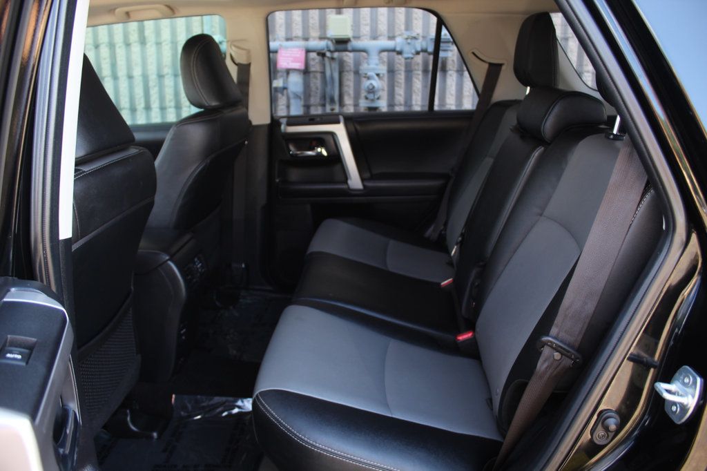 2019 Toyota 4Runner SR5 Premium photo 23