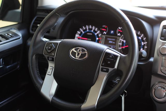 2019 Toyota 4Runner ONE OWNER SR5 PREMIUM LEATHER MOONROOF, NAVIGATION NEW TIRES - 22900778 - 26