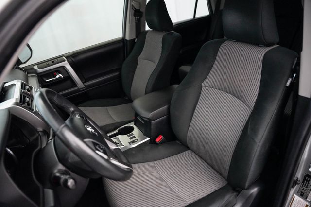 2019 Toyota 4Runner SR5 2WD - 23028843 - 18