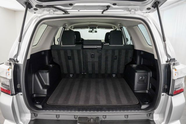 2019 Toyota 4Runner SR5 2WD - 23028843 - 39