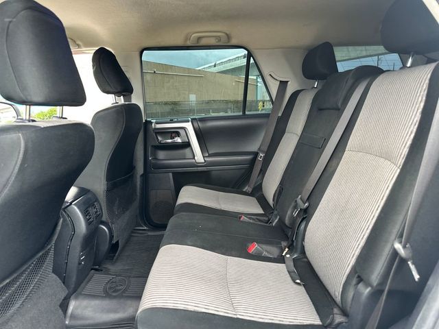 2019 Toyota 4Runner SR5 4WD - 22980787 - 13