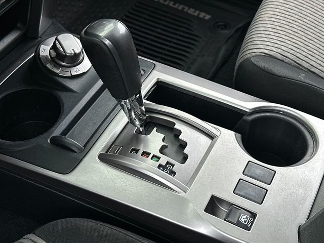 2019 Toyota 4Runner SR5 4WD - 22980787 - 17