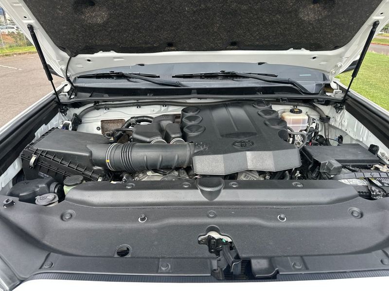 2019 Toyota 4Runner SR5 4WD - 22980787 - 19