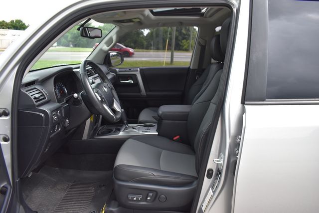 2019 Toyota 4Runner SR5 Premium 2WD - 22869652 - 30