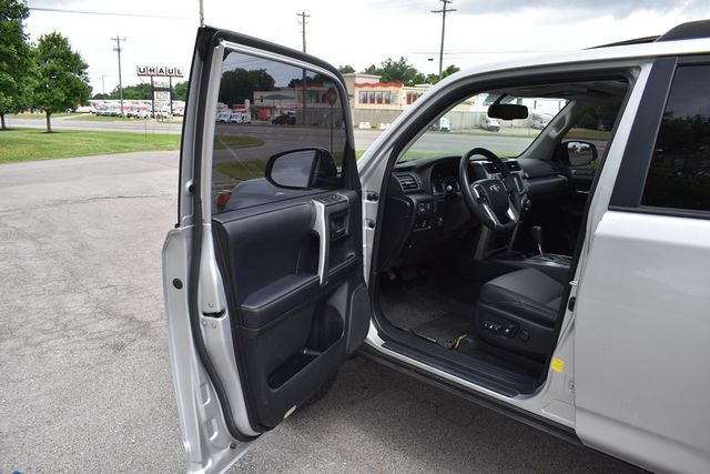 2019 Toyota 4Runner SR5 Premium 2WD - 22869652 - 45