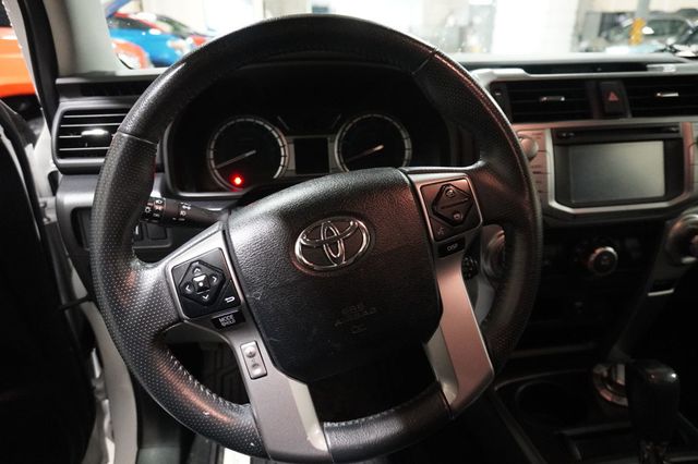 2019 Toyota 4Runner SR5 Premium 4WD - 22985263 - 8