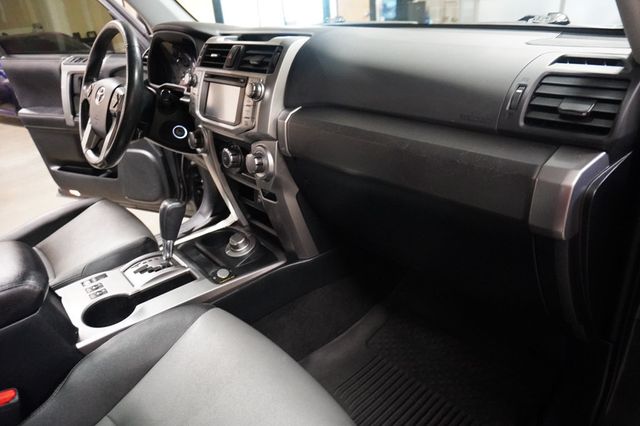2019 Toyota 4Runner SR5 Premium 4WD - 23058589 - 10