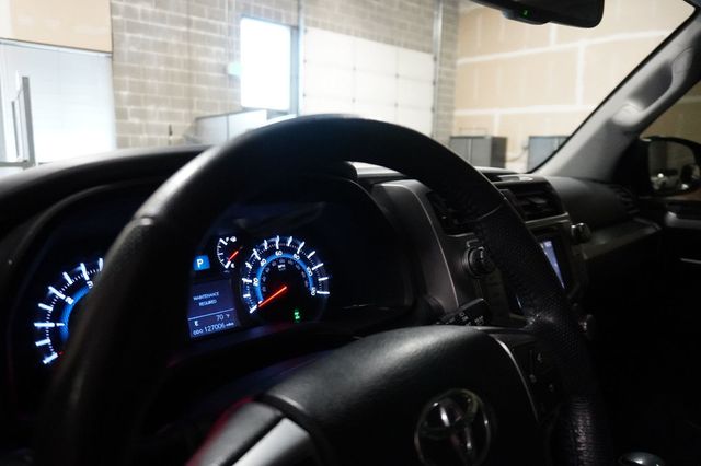 2019 Toyota 4Runner SR5 Premium 4WD - 23058589 - 8