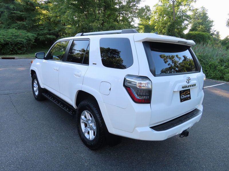 2019 Toyota 4Runner SR5 Premium 4WD photo 4