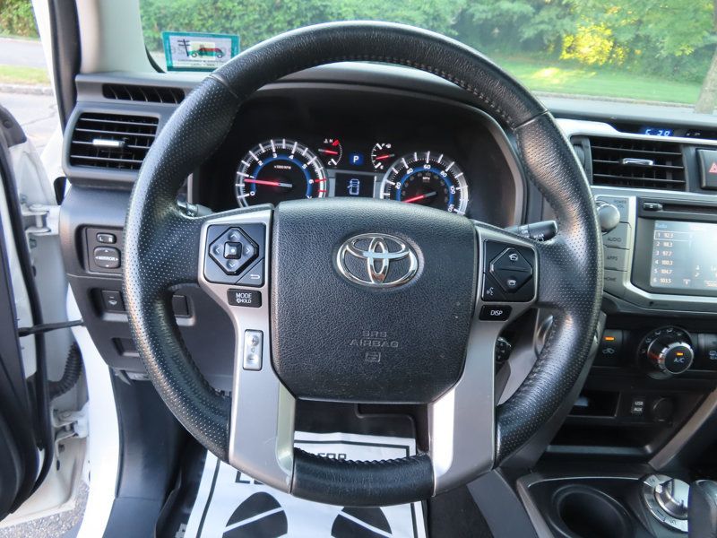 2019 Toyota 4Runner SR5 Premium 4WD photo 30