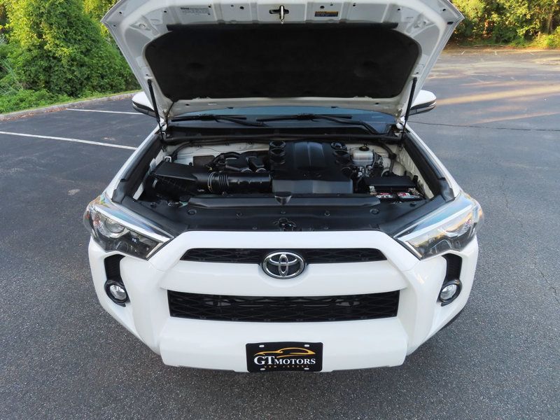 2019 Toyota 4Runner SR5 Premium 4WD photo 34