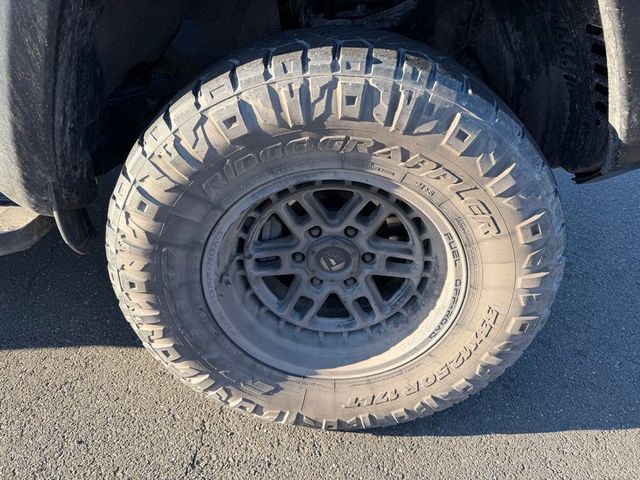 2019 Toyota 4Runner SR5 Premium 4WD - 23005737 - 9