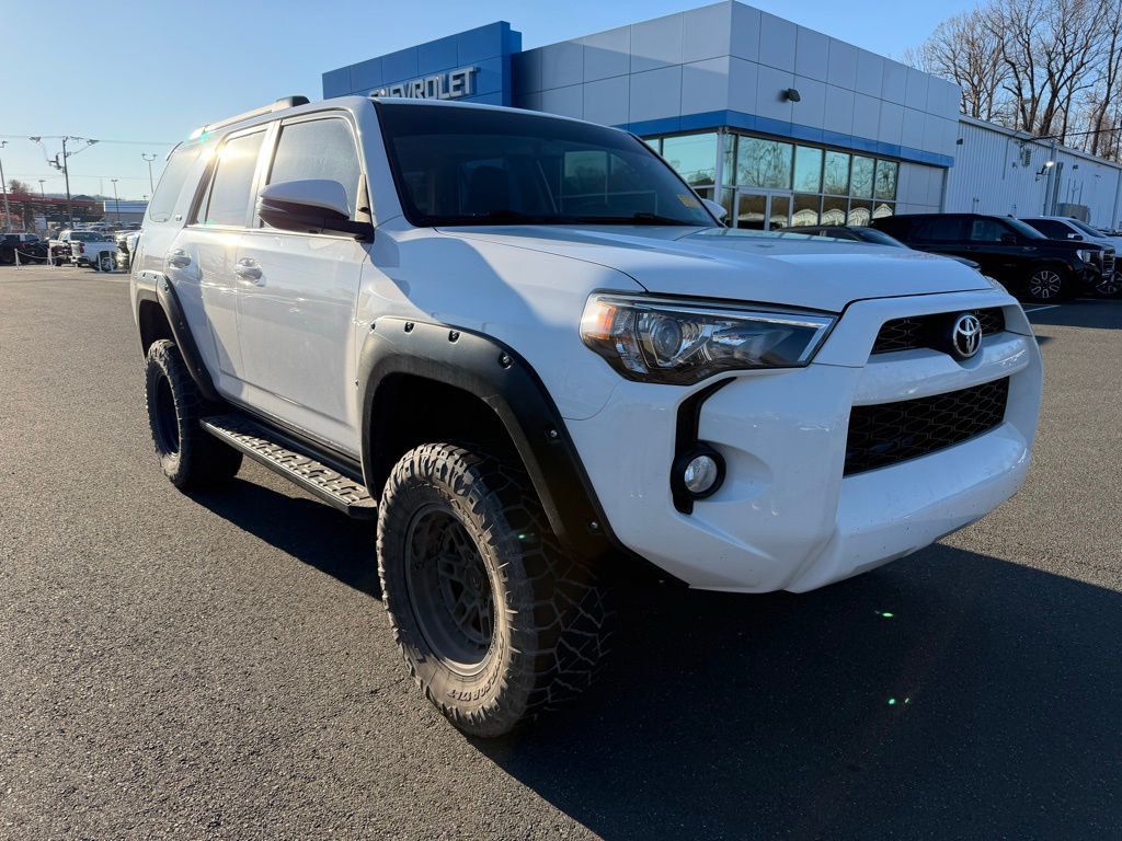 2019 Toyota 4Runner SR5 Premium 4WD - 23005737 - 22