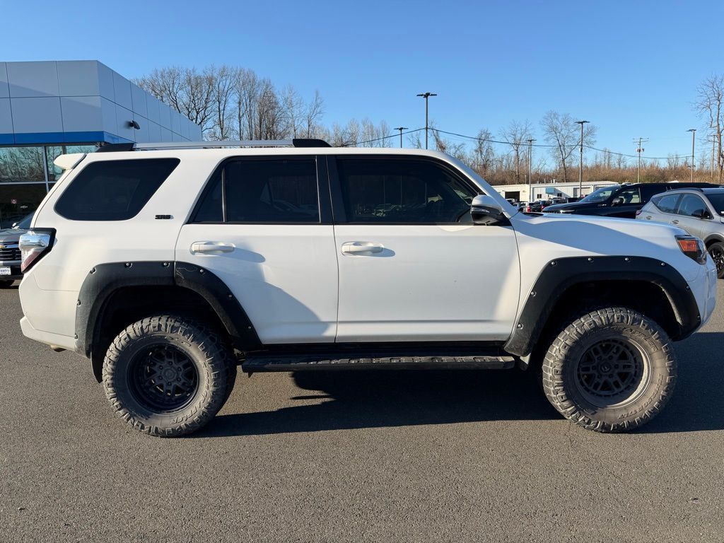 2019 Toyota 4Runner SR5 Premium 4WD - 23005737 - 25