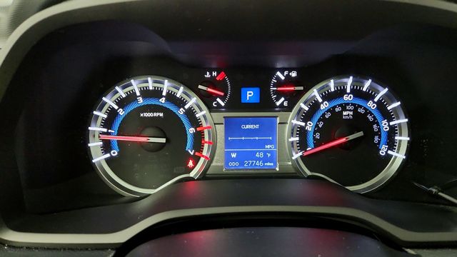 2019 Toyota 4Runner SR5 Premium 4WD - 22950740 - 14