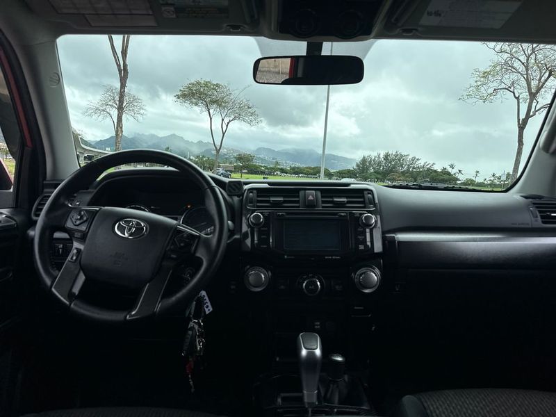 2019 Toyota 4Runner TRD Off-Road - 22999923 - 13