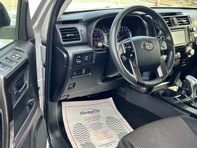 2019 Toyota 4Runner TRD Off Road 4WD - 23001430 - 10