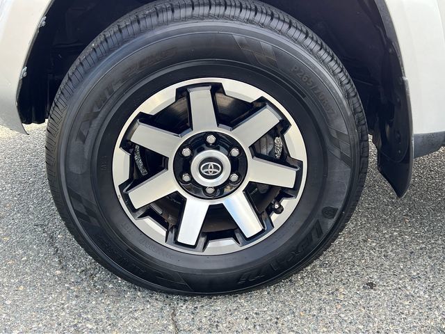 2019 Toyota 4Runner TRD Off Road 4WD - 23001430 - 8