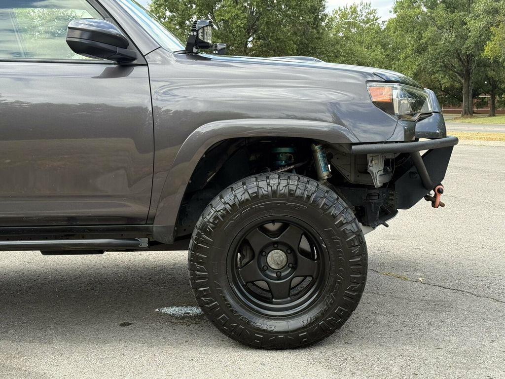 2019 Toyota 4Runner TRD Off- Road/King Off Road Lift/Crawl Control/Rear Camera - 23084892 - 13