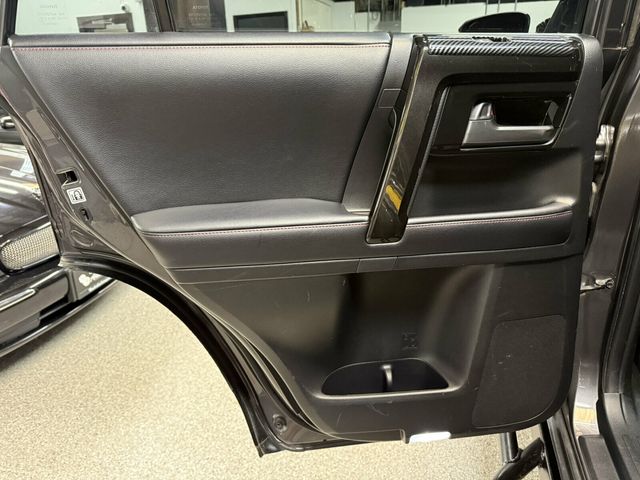 2019 Toyota 4Runner TRD Off- Road/King Off Road Lift/Crawl Control/Rear Camera - 23084892 - 27