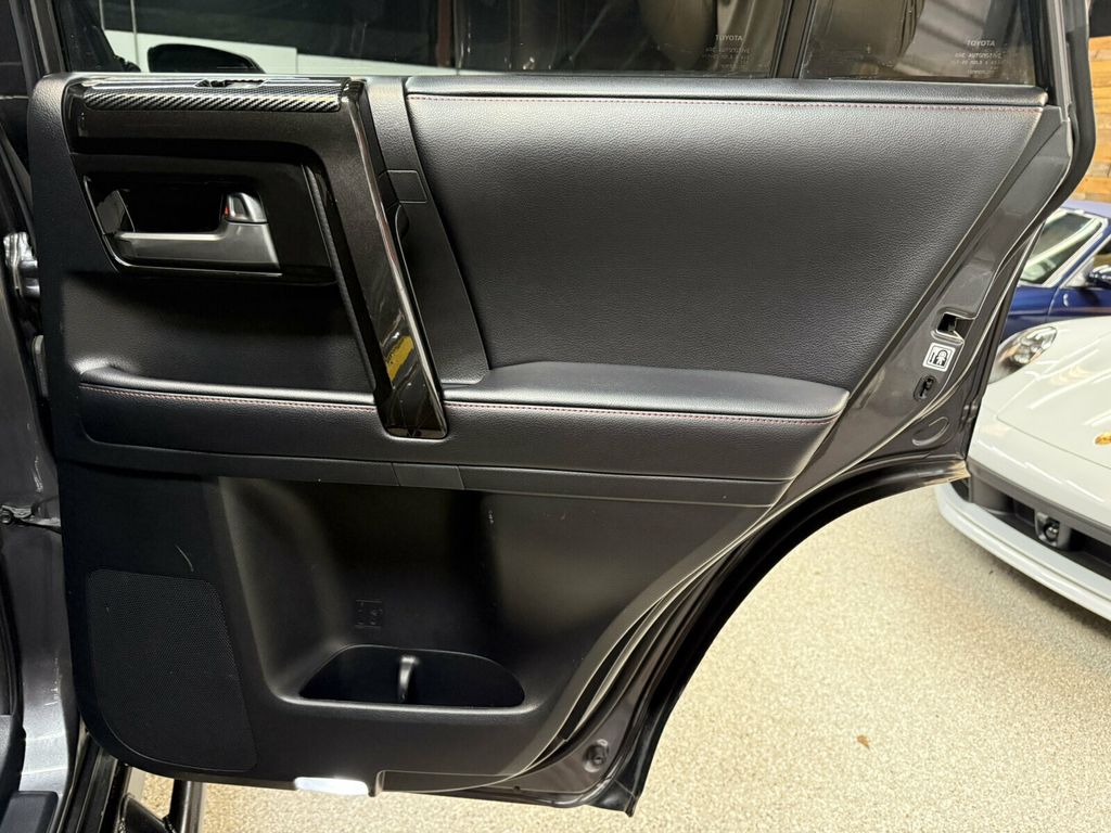 2019 Toyota 4Runner TRD Off- Road/King Off Road Lift/Crawl Control/Rear Camera - 23084892 - 31