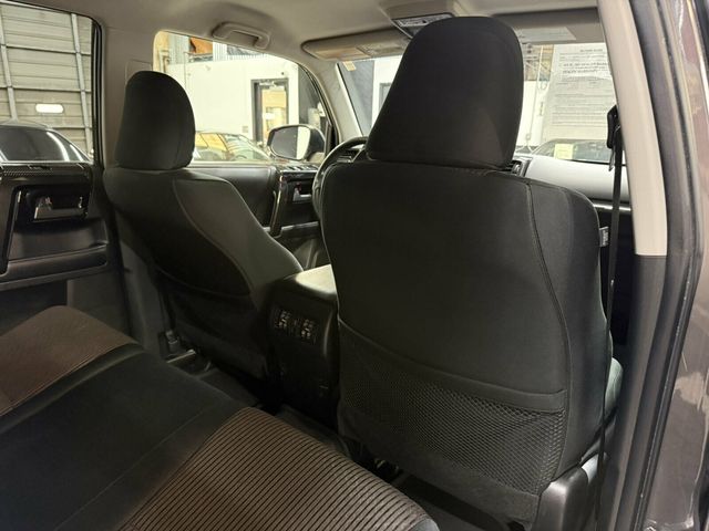 2019 Toyota 4Runner TRD Off- Road/King Off Road Lift/Crawl Control/Rear Camera - 23084892 - 32