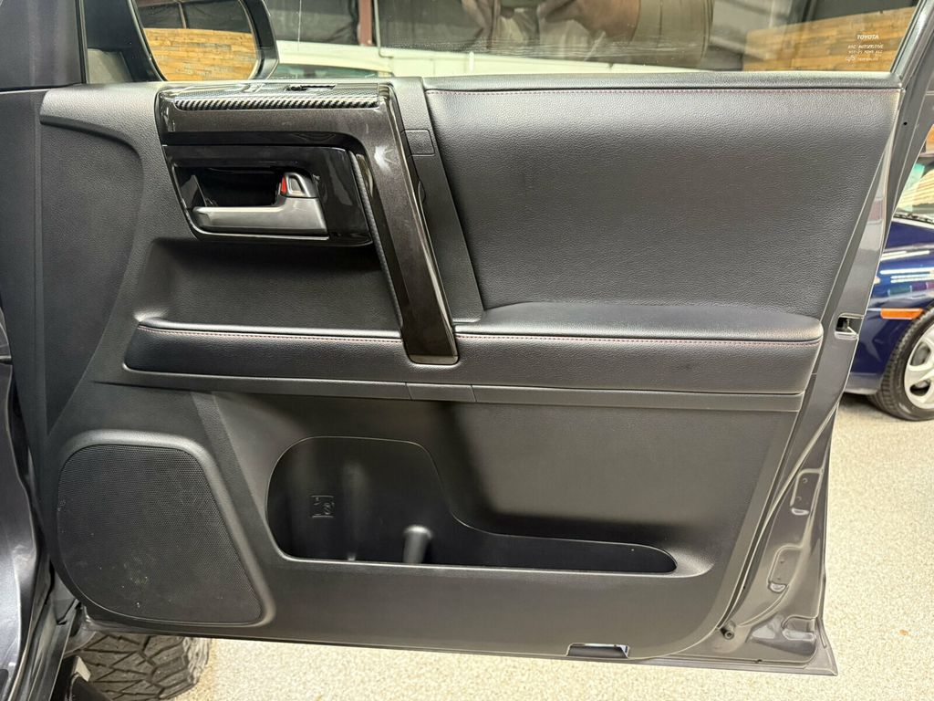 2019 Toyota 4Runner TRD Off- Road/King Off Road Lift/Crawl Control/Rear Camera - 23084892 - 35