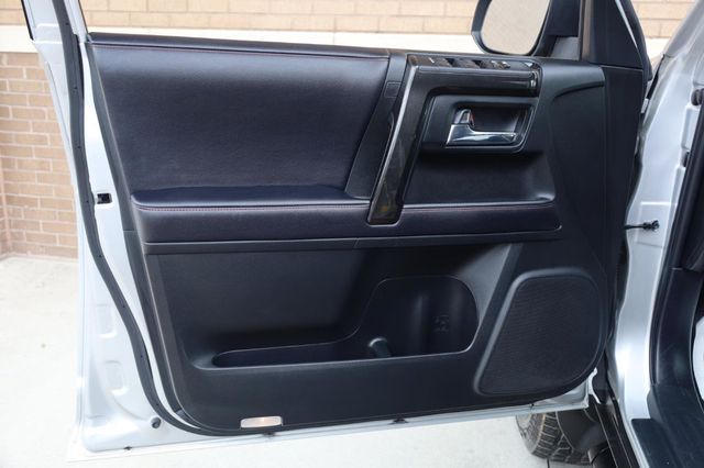 2019 Toyota 4Runner TRD Offroad Premium - 23043811 - 11