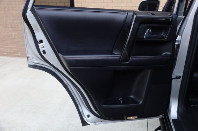 2019 Toyota 4Runner TRD Offroad Premium - 23043811 - 16