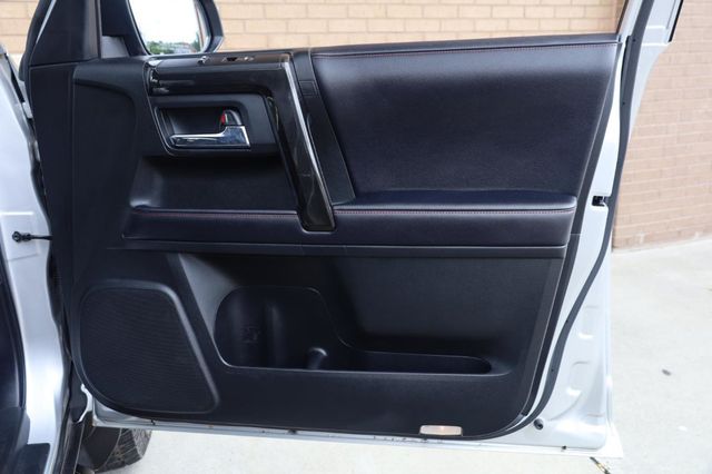 2019 Toyota 4Runner TRD Offroad Premium - 23043811 - 24