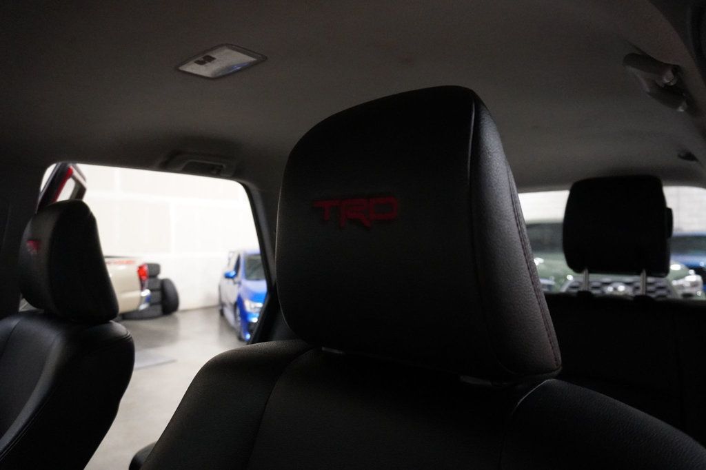2019 Toyota 4Runner TRD Premium 4WD photo 4