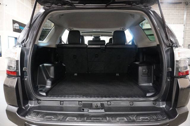 2019 Toyota 4Runner TRD Off Road Premium 4WD - 23075675 - 19