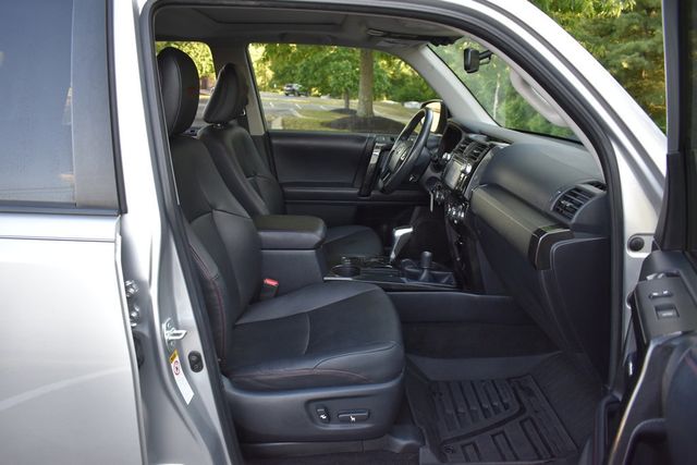 2019 Toyota 4Runner TRD Off Road Premium 4WD - 23026074 - 29