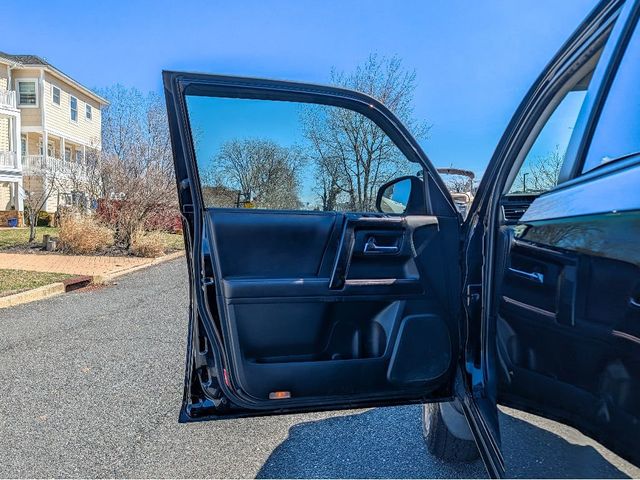 2019 Toyota 4Runner TRD Off Road Premium 4WD - 22998499 - 9