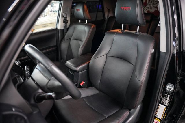 2019 Toyota 4Runner TRD Off Road Premium 4WD - 23037763 - 3