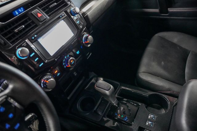 2019 Toyota 4Runner TRD Off Road Premium 4WD - 23037763 - 6