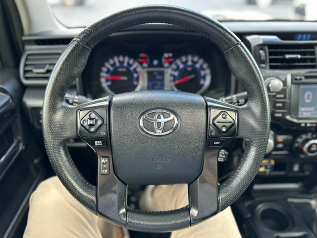 2019 Toyota 4Runner TRD Pro 4WD - 22903853 - 32