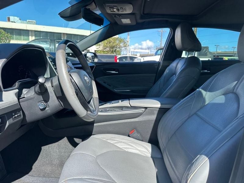 2019 Toyota Avalon XLE XSE Touring Limited photo 10