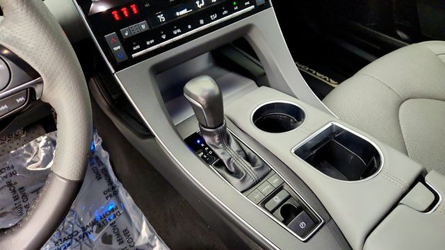 2019 Toyota Avalon Limited w/ Advanced Safety Package - 23075445 - 16