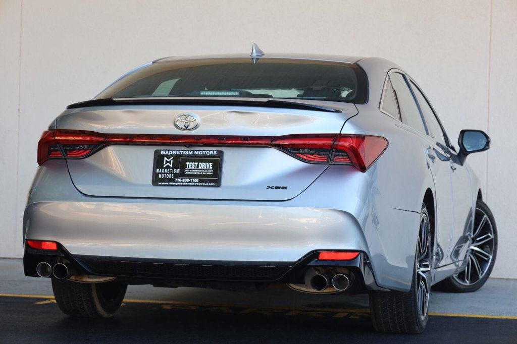 Toyota Avalon photo 11
