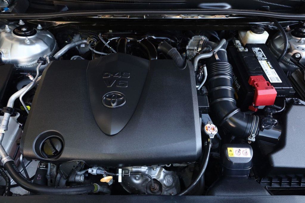 Toyota Avalon photo 14