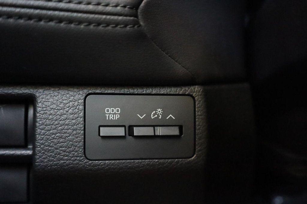 Toyota Avalon photo 46
