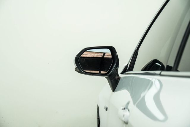 2019 Toyota Avalon Hybrid Limited - 23043228 - 13