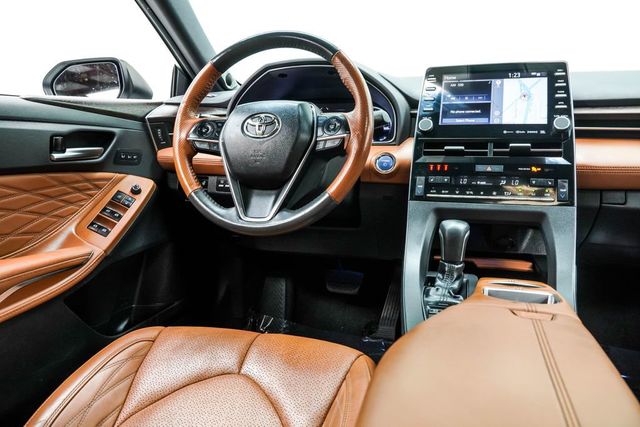 2019 Toyota Avalon Hybrid Limited - 23043228 - 23