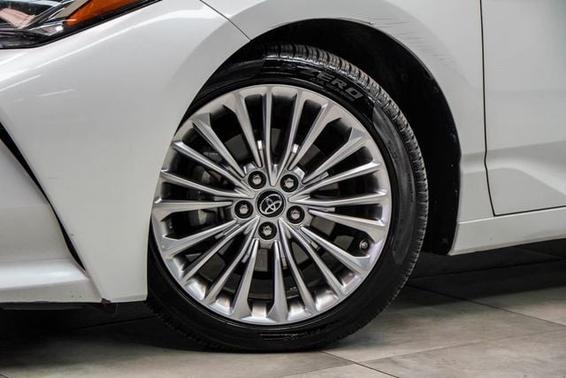 2019 Toyota Avalon Hybrid Limited - 23043228 - 2
