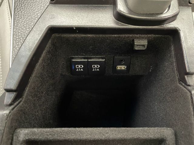 2019 Toyota Avalon Hybrid Limited - 22966854 - 27