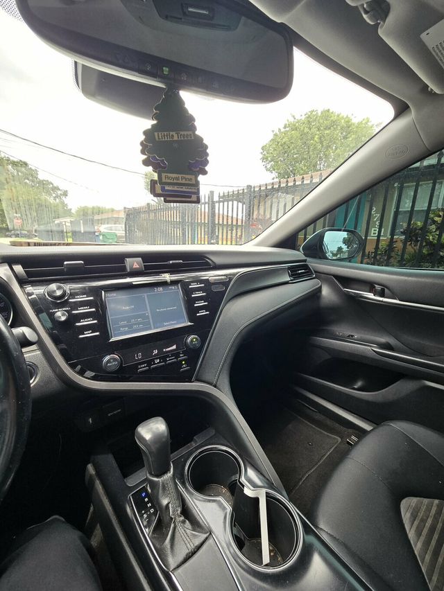 2019 Toyota Camry  - 23055317 - 9