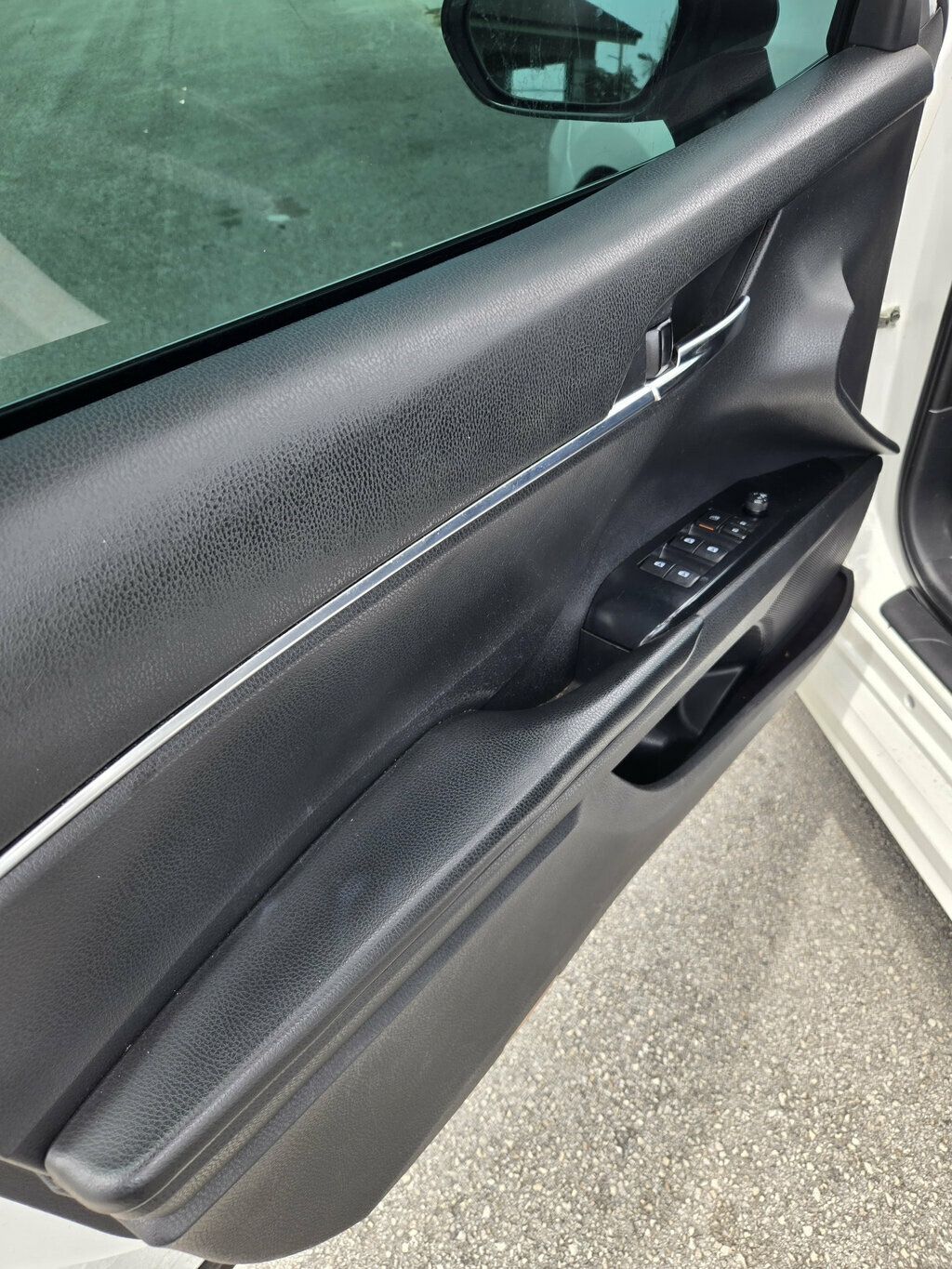 2019 Toyota Camry  - 23055317 - 11